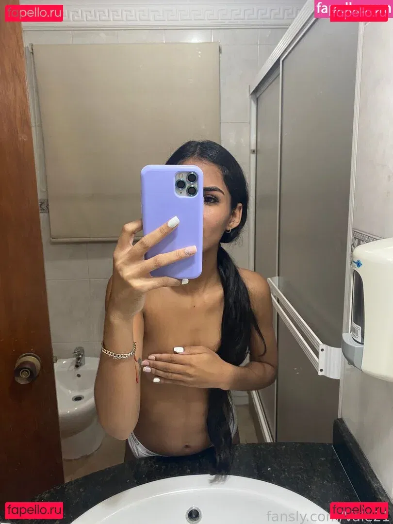 Vale21 Onlyfans Photo Gallery 