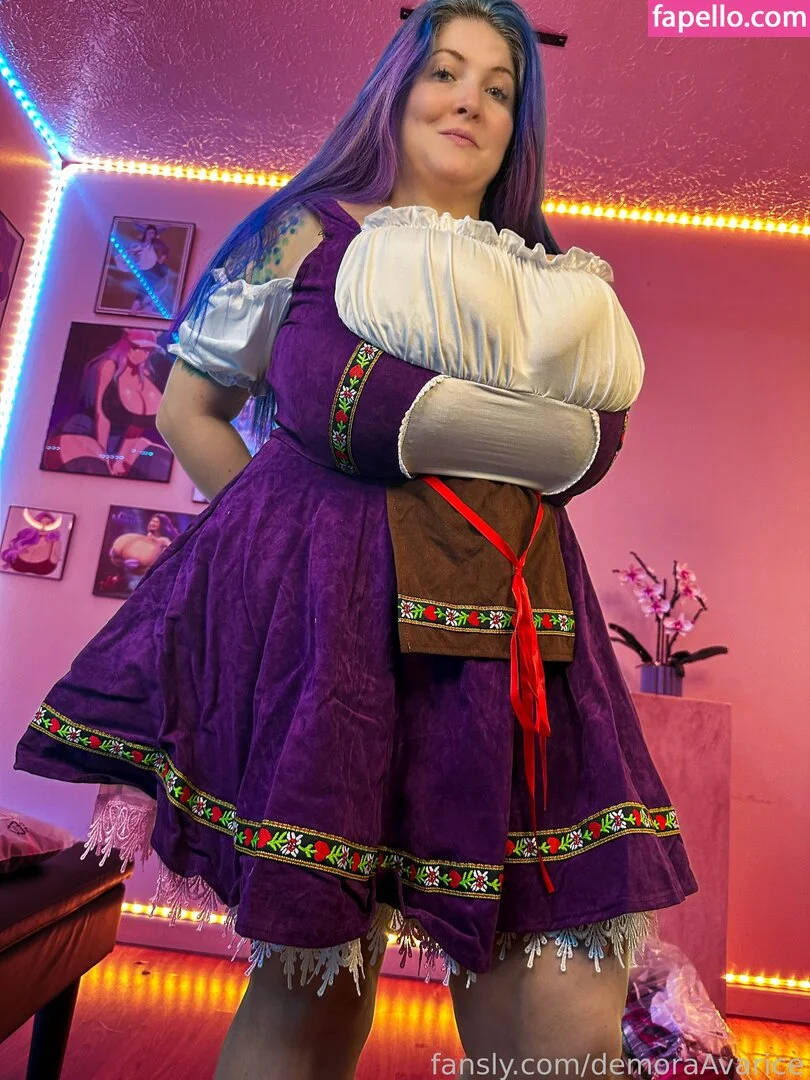 Demora Avarice Onlyfans Photo Gallery 