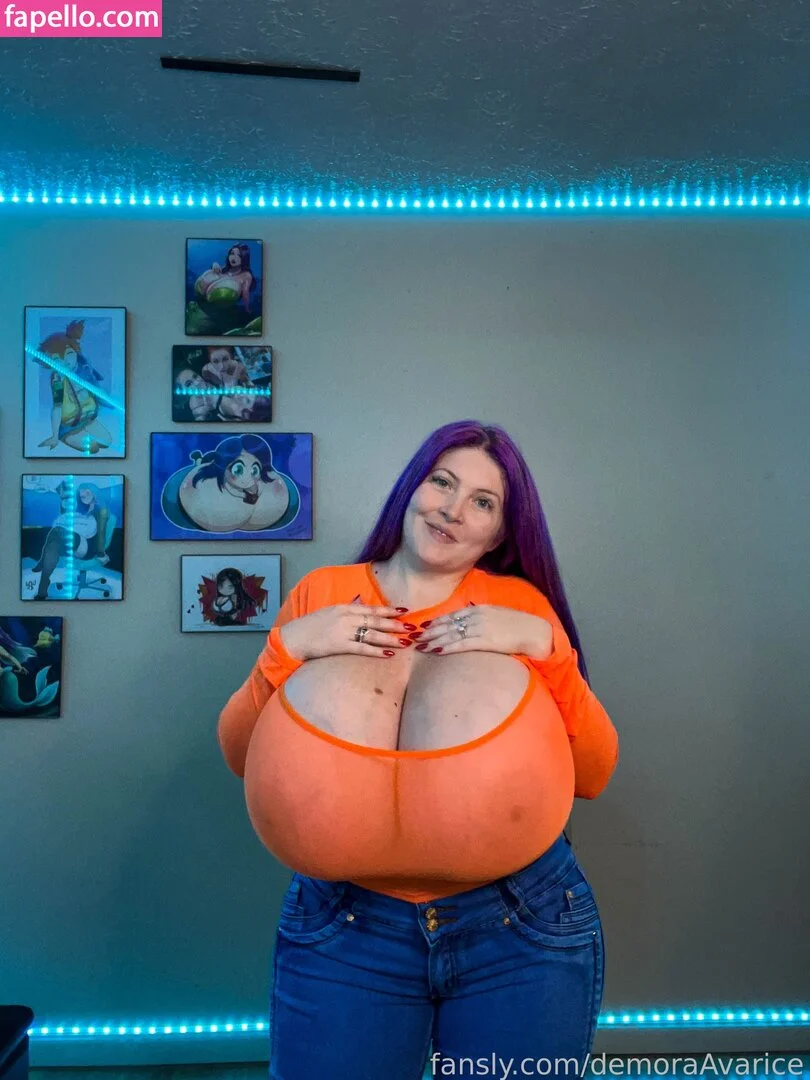 Demora Avarice Onlyfans Photo Gallery 