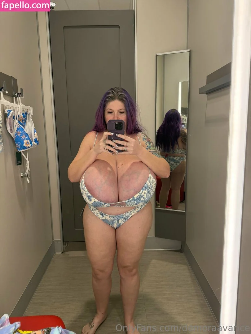 Demora Avarice Onlyfans Photo Gallery 