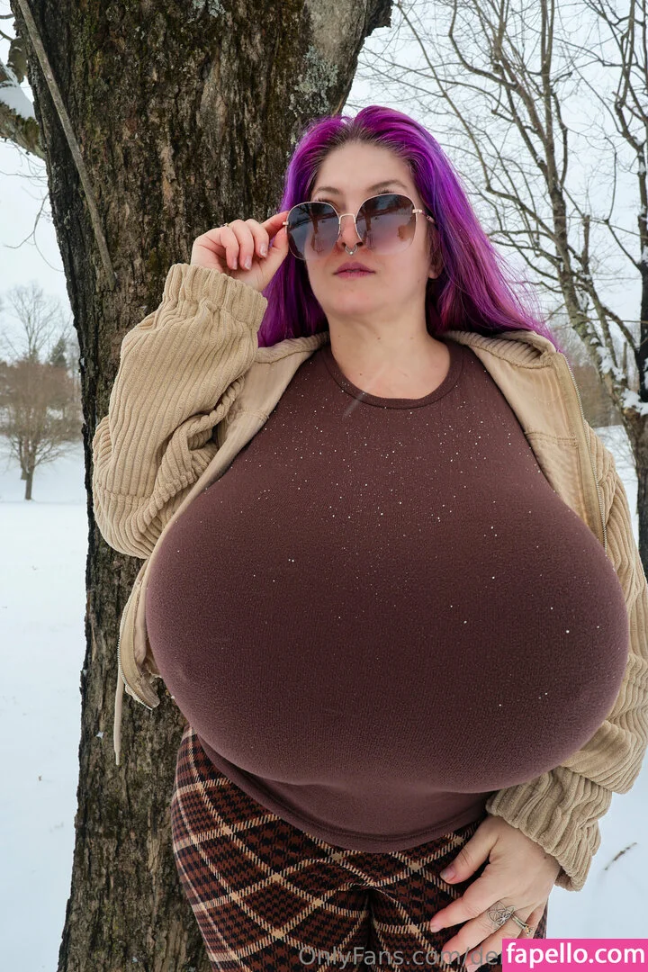 Demora Avarice Onlyfans Photo Gallery 