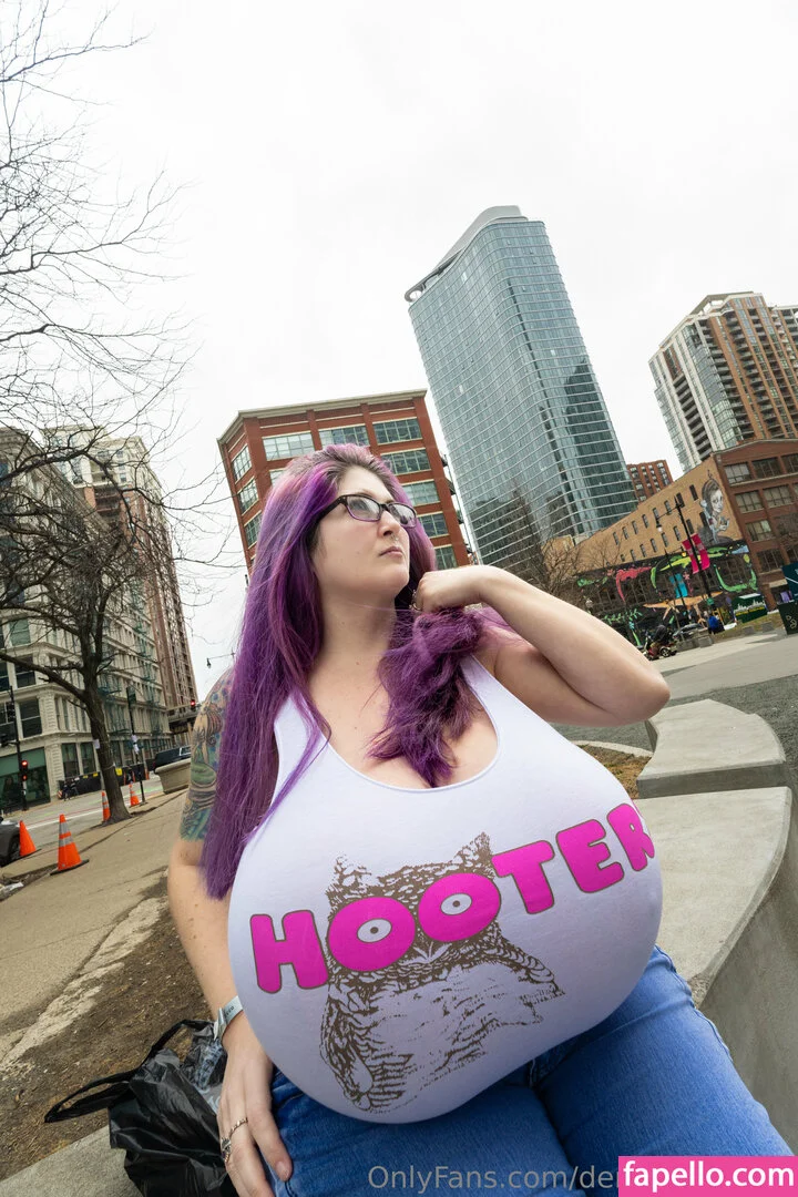 Demora Avarice Onlyfans Photo Gallery 