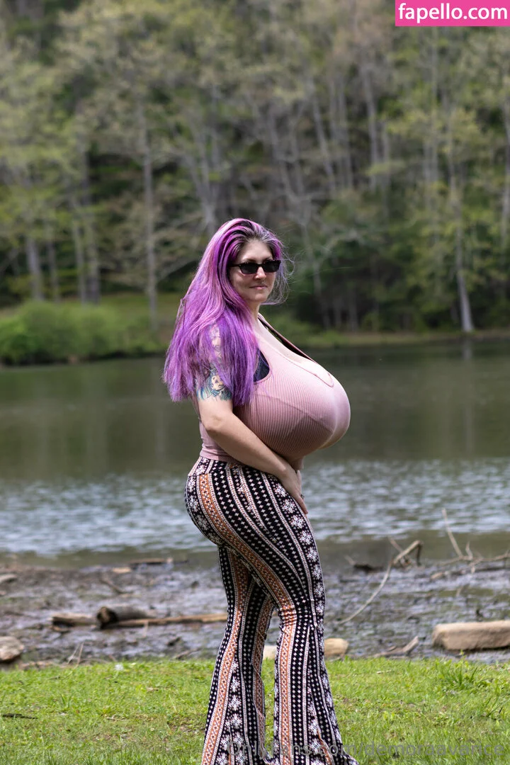 Demora Avarice Onlyfans Photo Gallery 