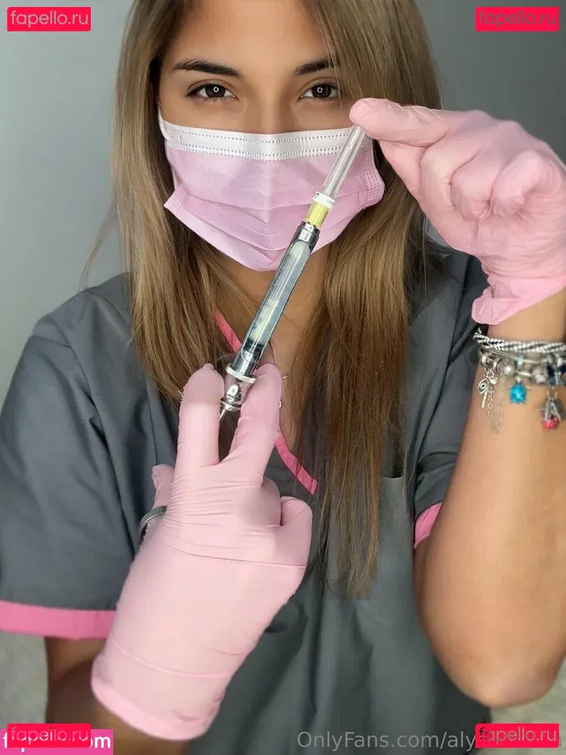 alysson01n Onlyfans Photo Gallery 