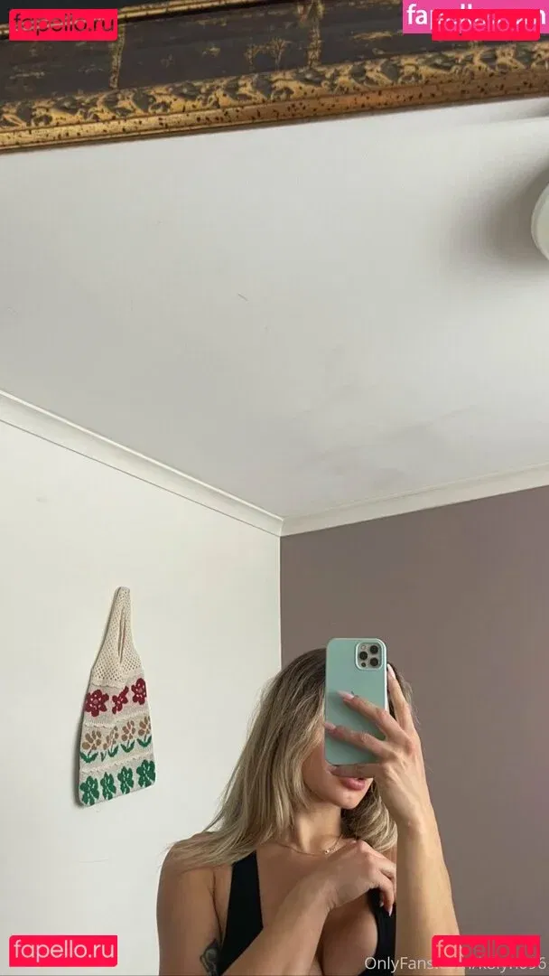 K8lyn Onlyfans Photo Gallery 