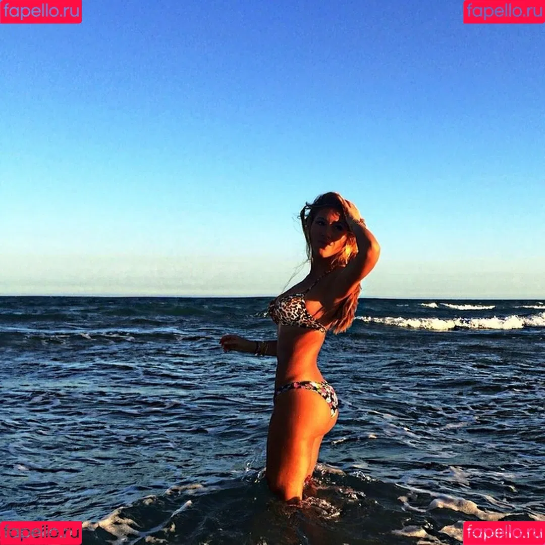 Laureen Pisciotta Onlyfans Photo Gallery 