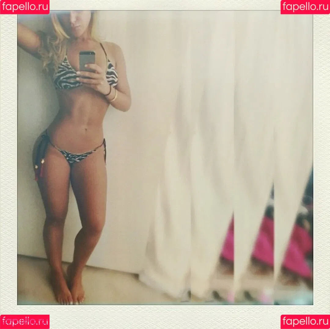 Laureen Pisciotta Onlyfans Photo Gallery 