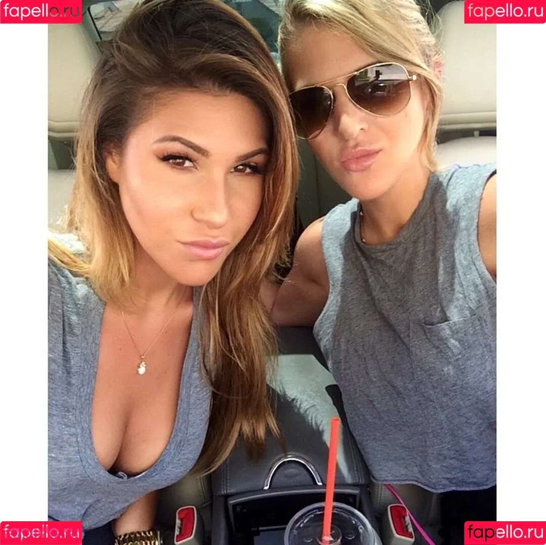 Laureen Pisciotta Onlyfans Photo Gallery 