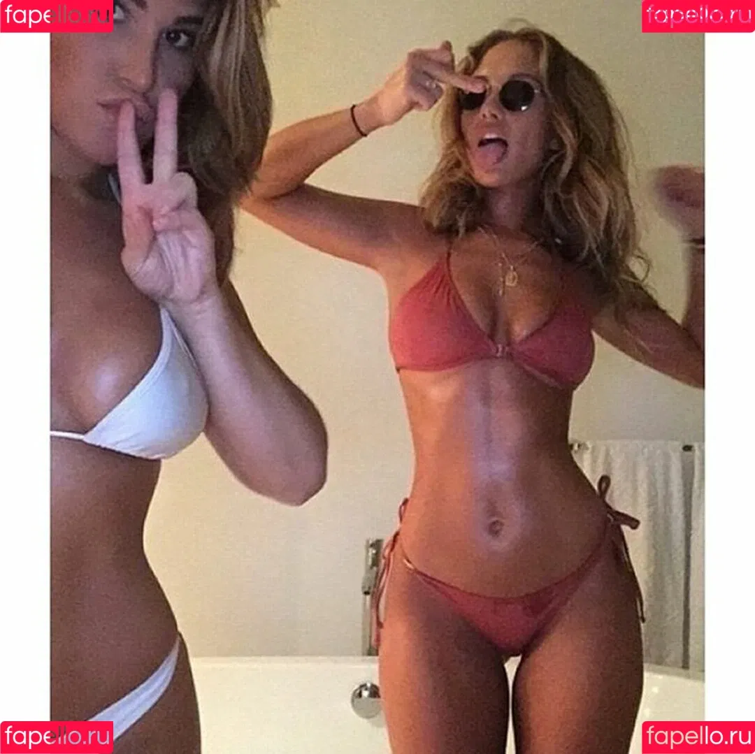Laureen Pisciotta Onlyfans Photo Gallery 