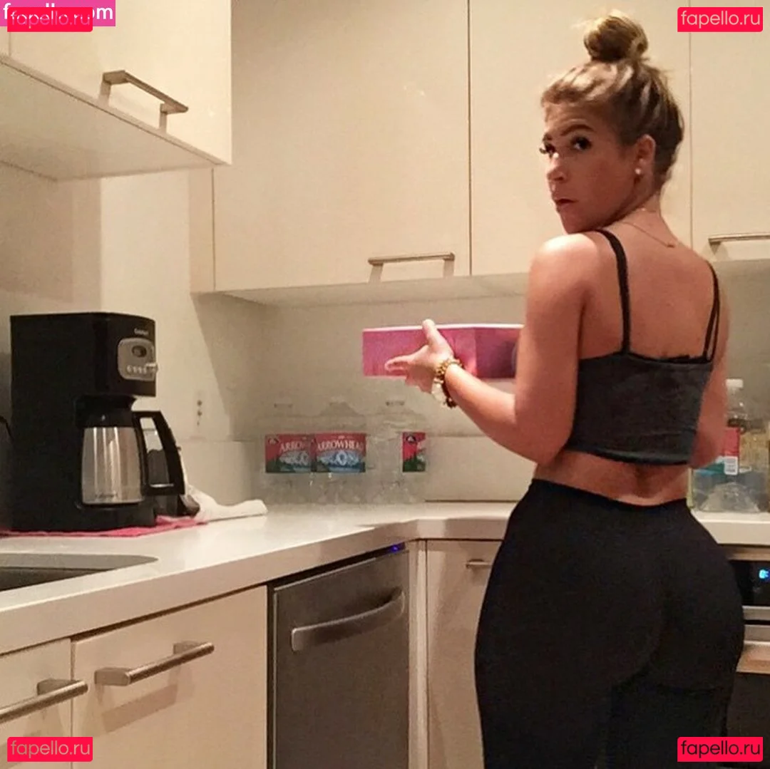 Laureen Pisciotta Onlyfans Photo Gallery 