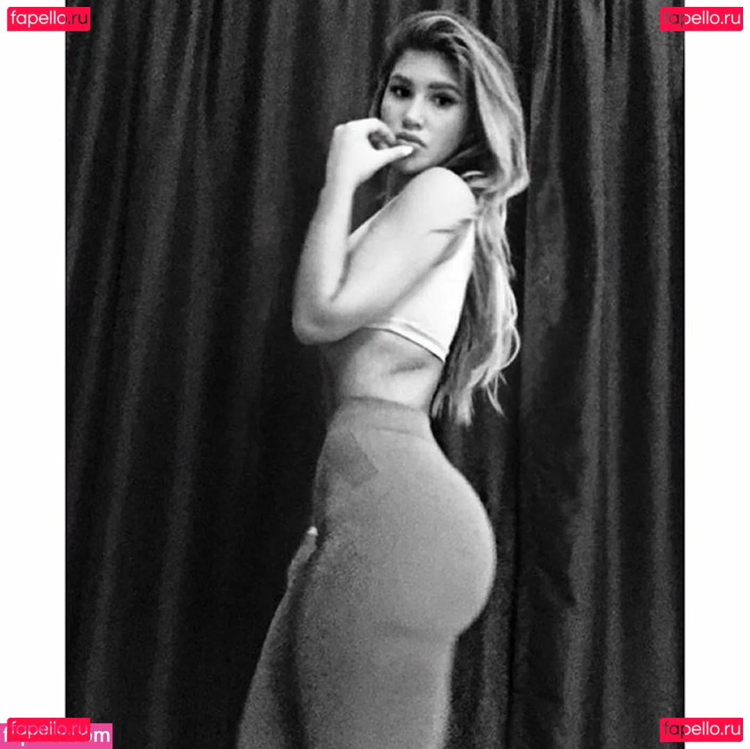 Laureen Pisciotta Onlyfans Photo Gallery 