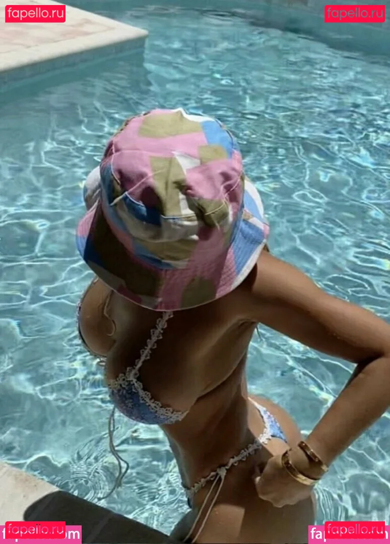 Laureen Pisciotta Onlyfans Photo Gallery 