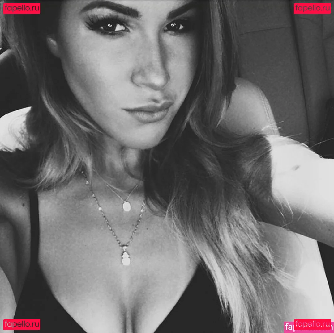 Laureen Pisciotta Onlyfans Photo Gallery 