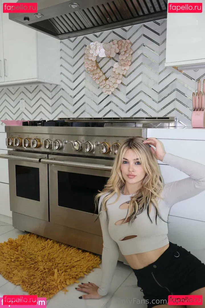 lilyhosea Onlyfans Photo Gallery 