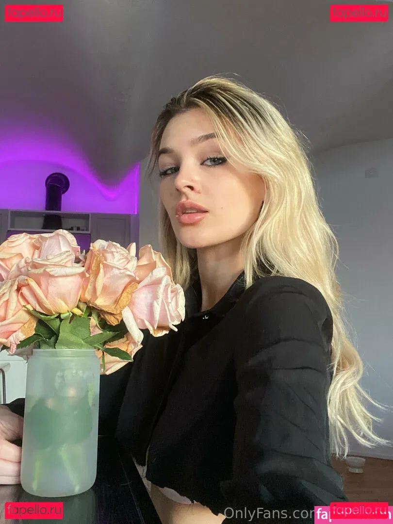 lilyhosea Onlyfans Photo Gallery 