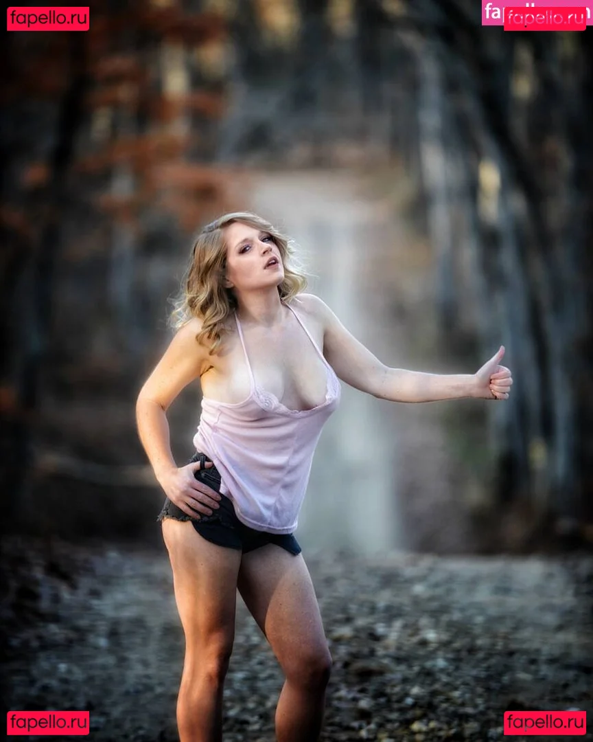 Erna Boomerang Onlyfans Photo Gallery 