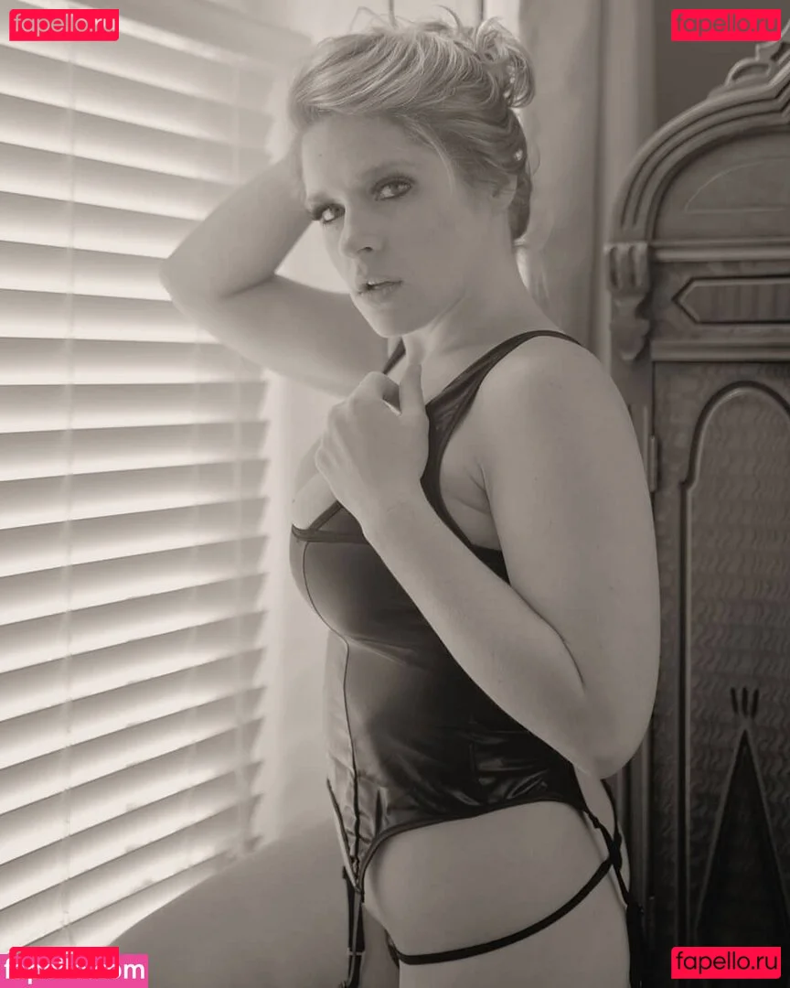 Erna Boomerang Onlyfans Photo Gallery 