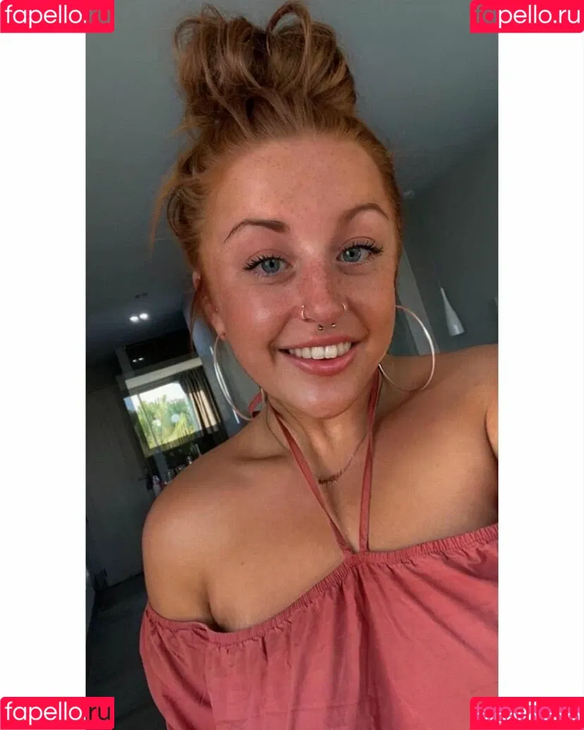 Charlotte Irvine Onlyfans Photo Gallery 