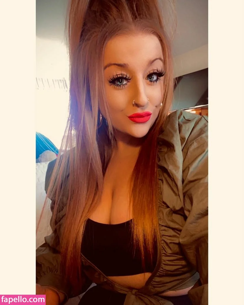 Charlotte Irvine Onlyfans Photo Gallery 