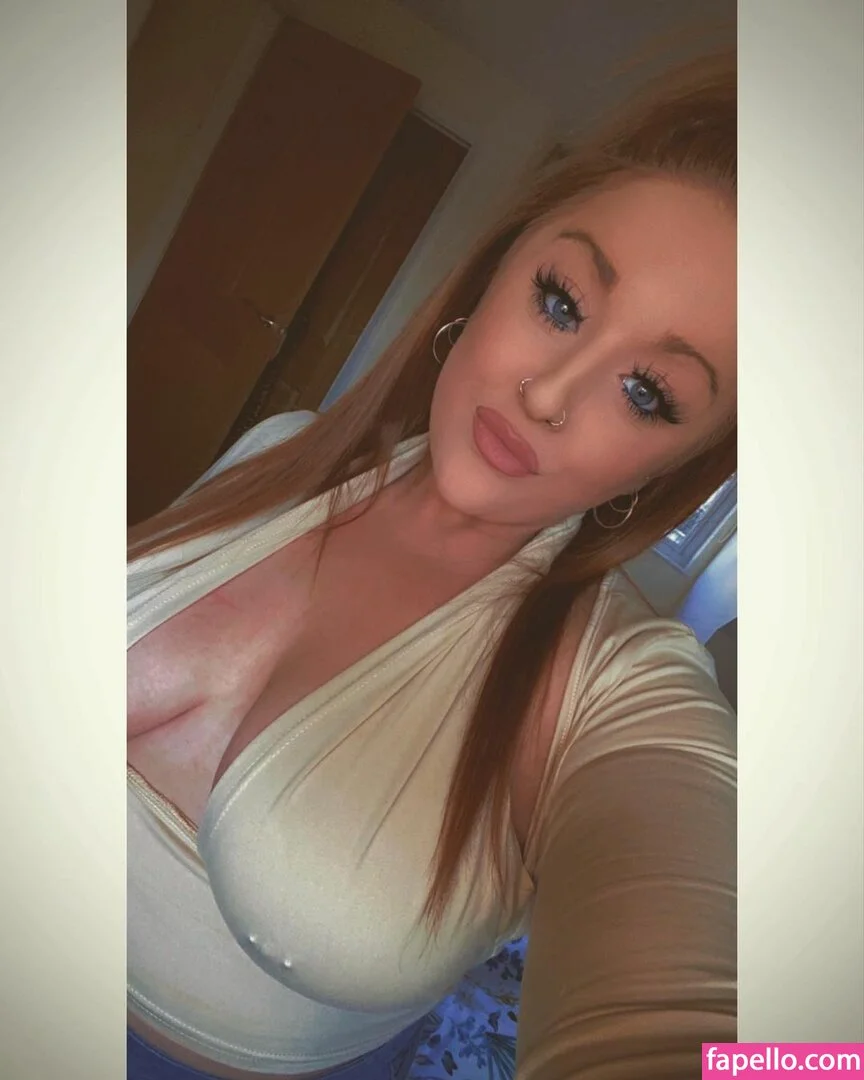 Charlotte Irvine Onlyfans Photo Gallery 