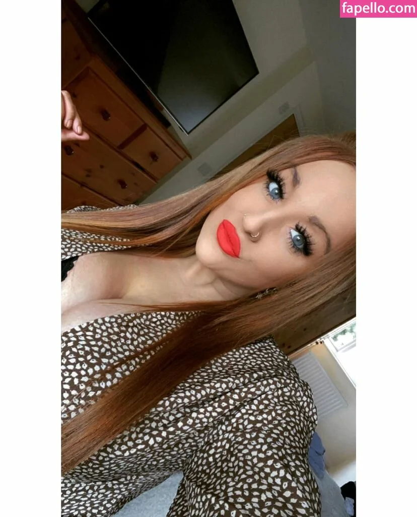 Charlotte Irvine Onlyfans Photo Gallery 