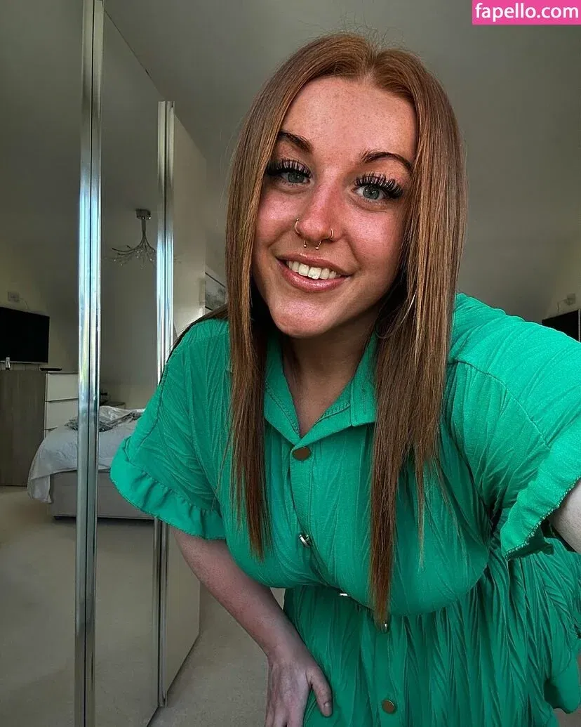 Charlotte Irvine Onlyfans Photo Gallery 