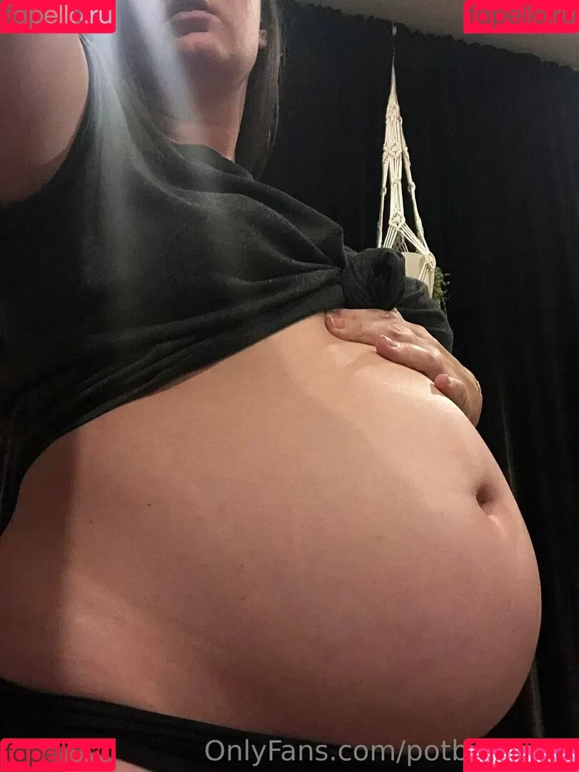 potbellywife Onlyfans Photo Gallery 