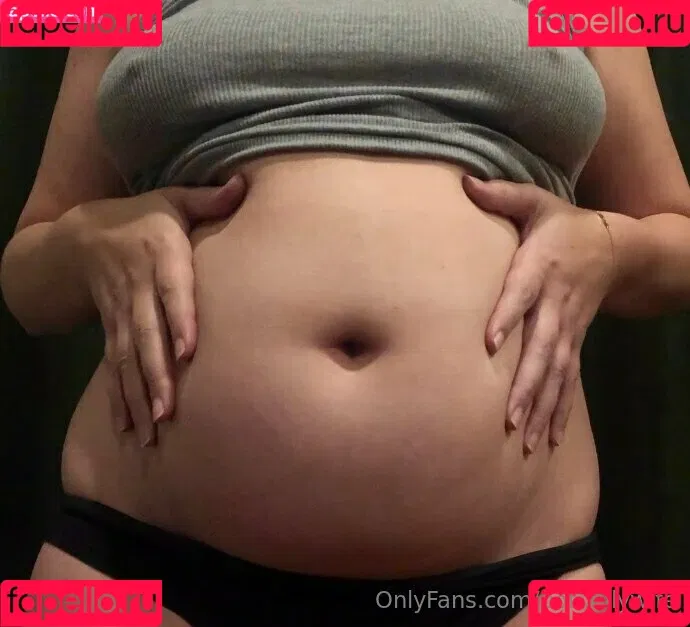 potbellywife Onlyfans Photo Gallery 