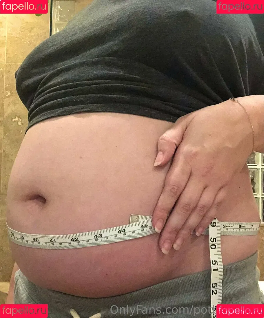 potbellywife Onlyfans Photo Gallery 