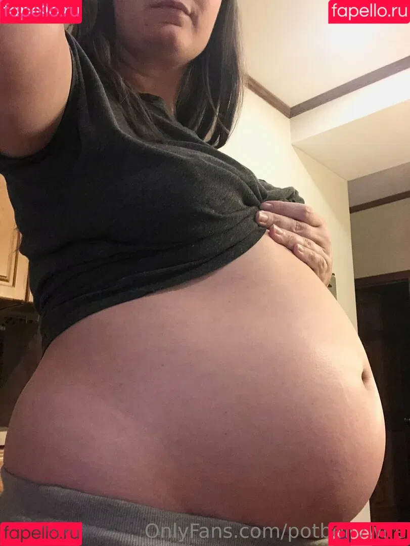potbellywife Onlyfans Photo Gallery 