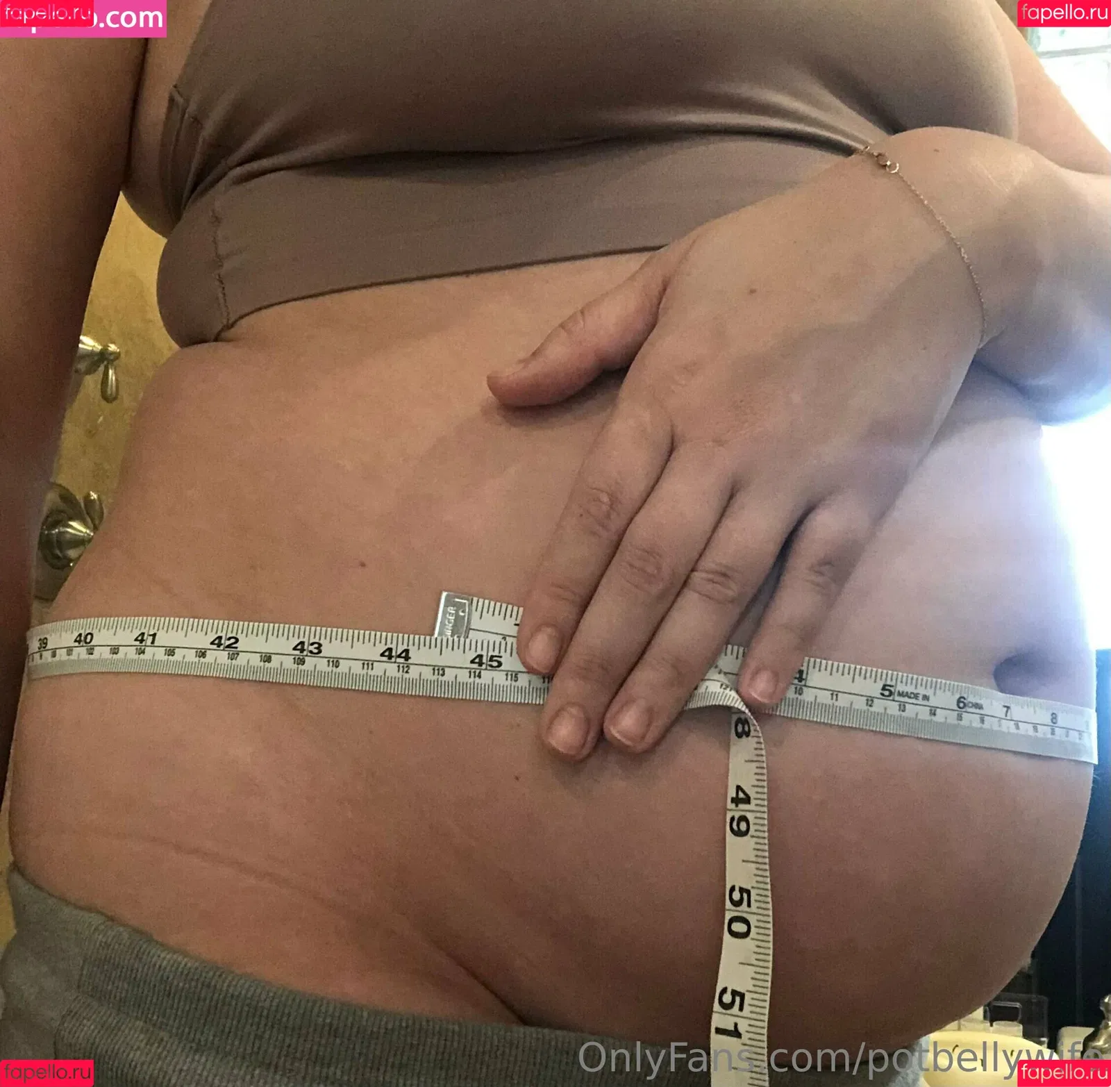 potbellywife Onlyfans Photo Gallery 