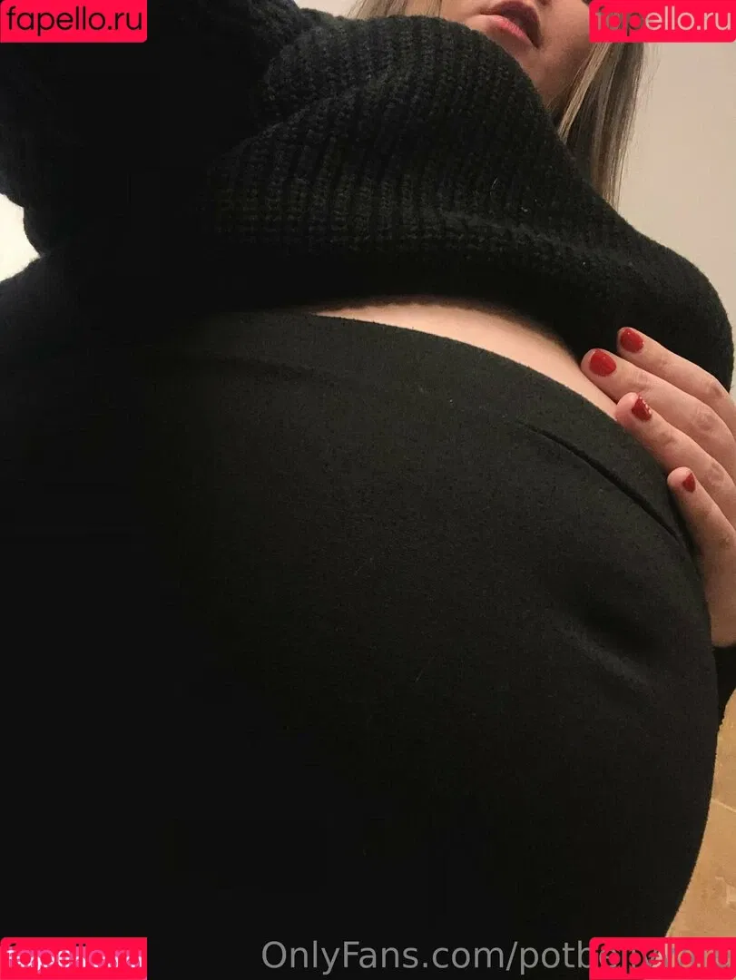 potbellywife Onlyfans Photo Gallery 