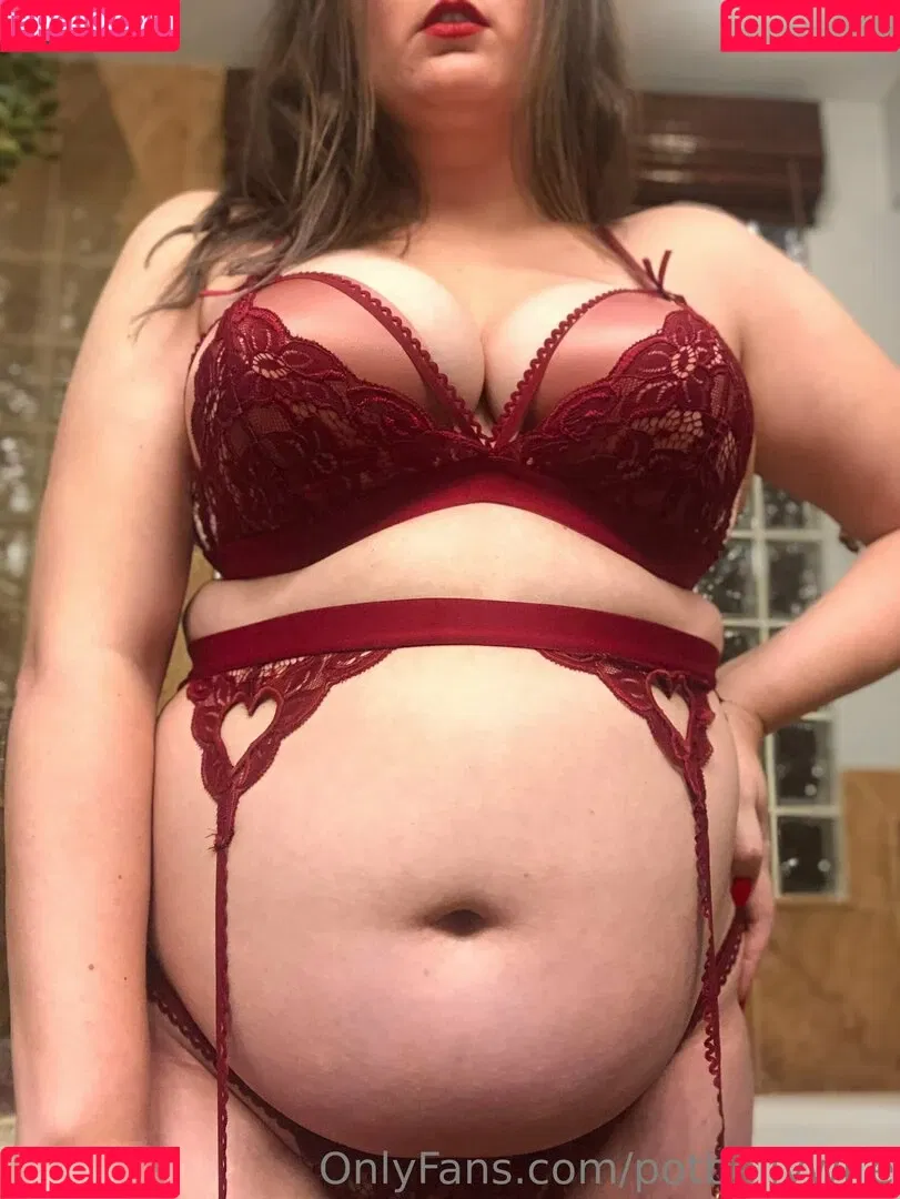 potbellywife Onlyfans Photo Gallery 