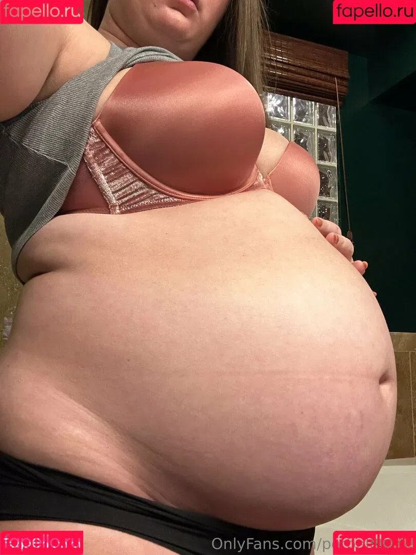 potbellywife Onlyfans Photo Gallery 