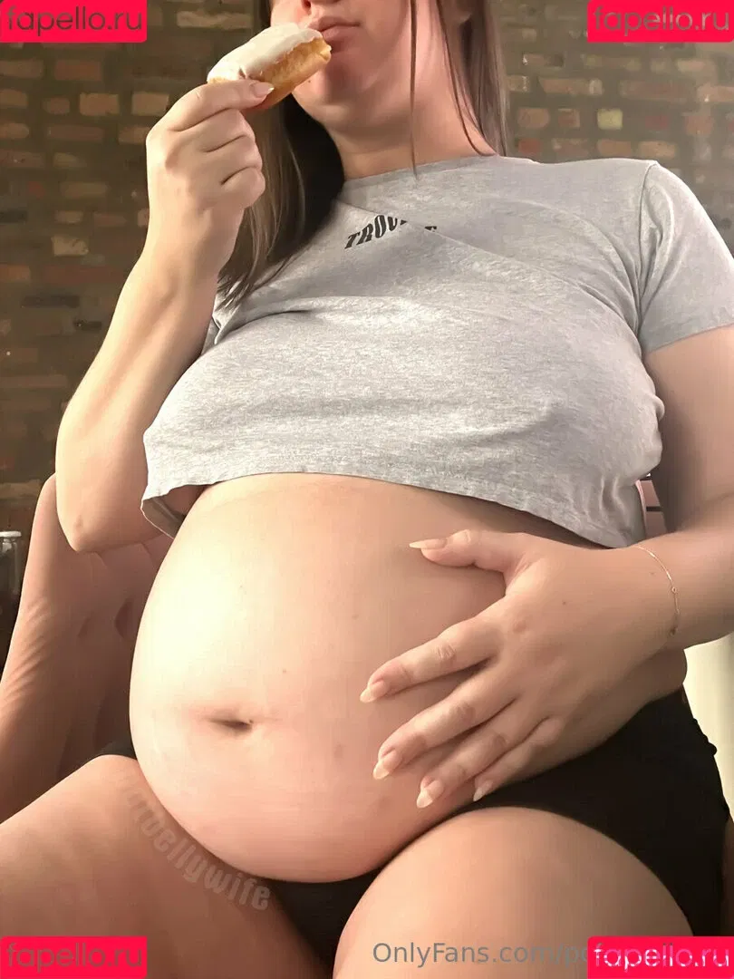 potbellywife Onlyfans Photo Gallery 