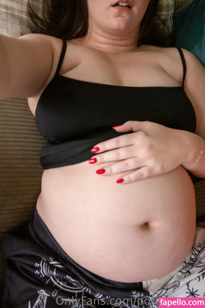 potbellywife Onlyfans Photo Gallery 