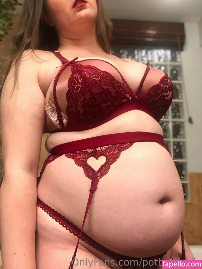 potbellywife Onlyfans Photo Gallery 
