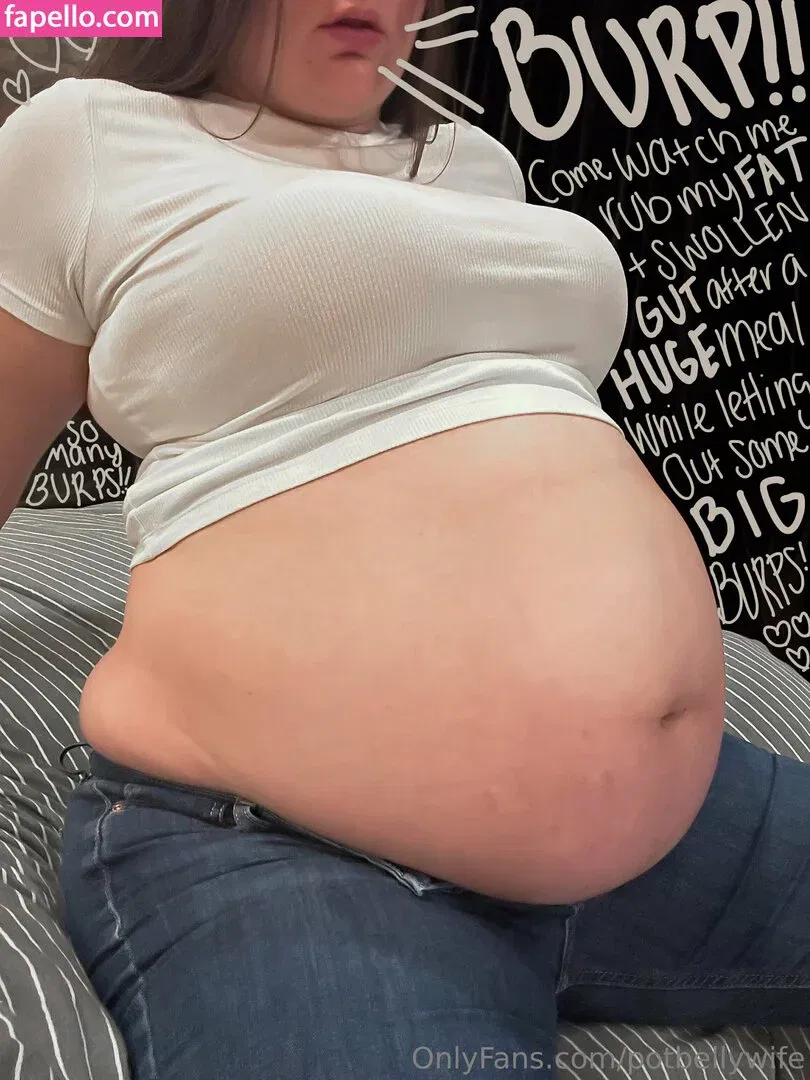 potbellywife Onlyfans Photo Gallery 