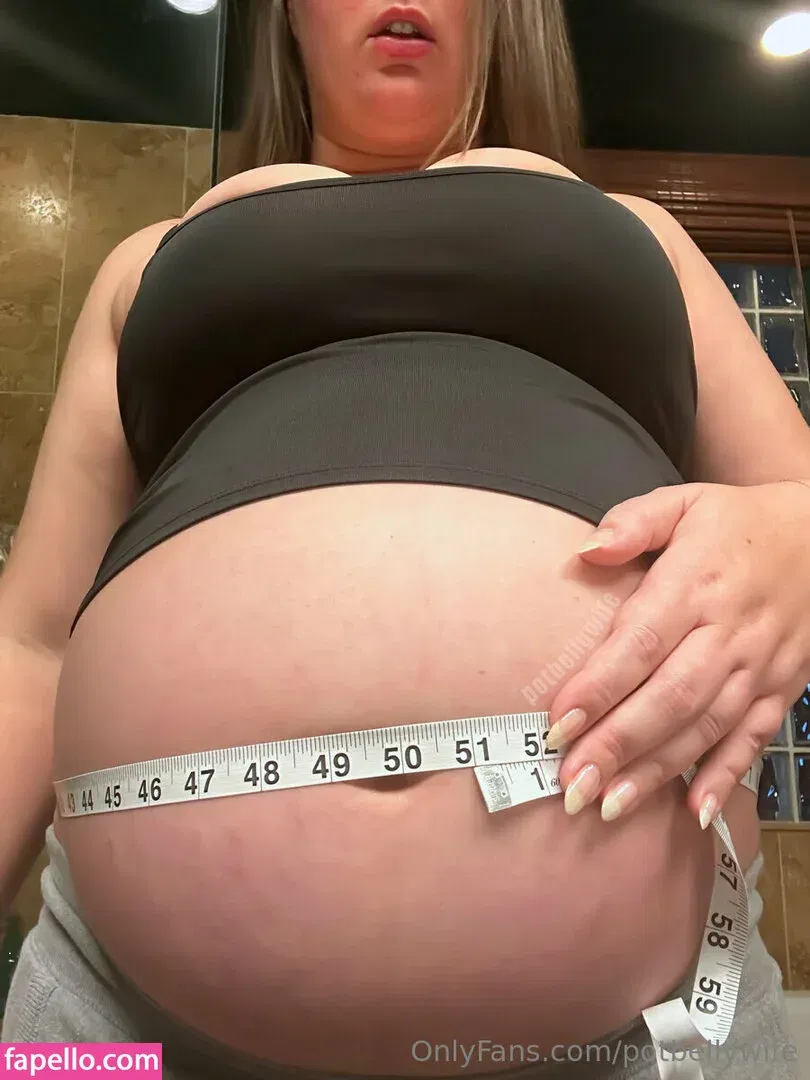 potbellywife Onlyfans Photo Gallery 