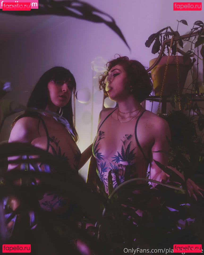 plantgalfree Onlyfans Photo Gallery 