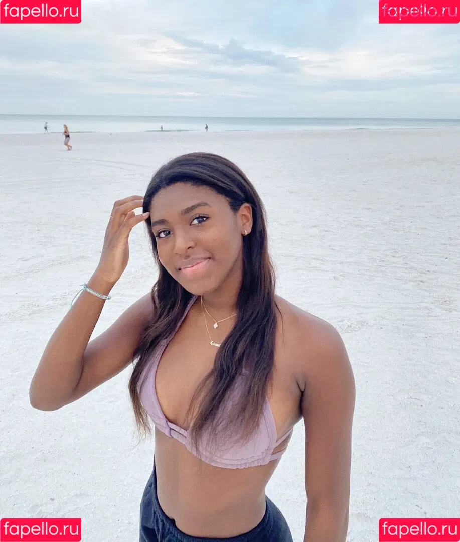 Ariana Ceant Onlyfans Photo Gallery 