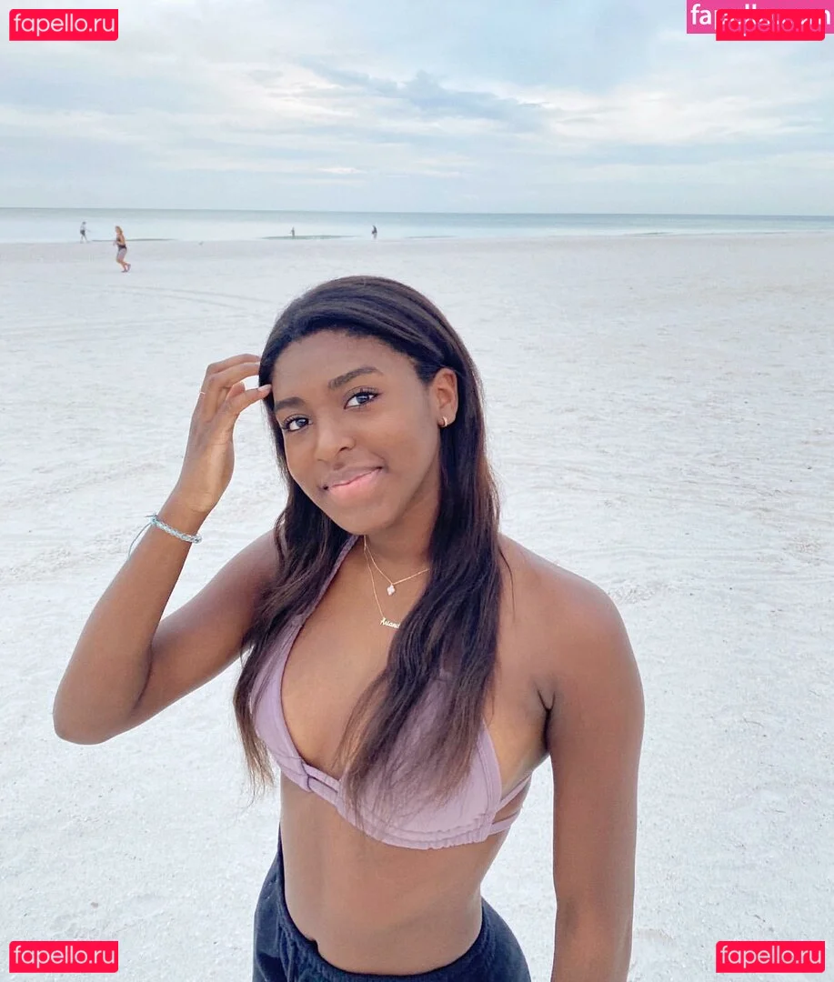 Ariana Ceant Onlyfans Photo Gallery 