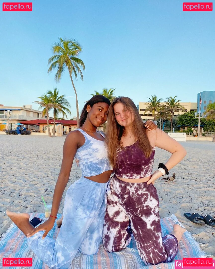 Ariana Ceant Onlyfans Photo Gallery 