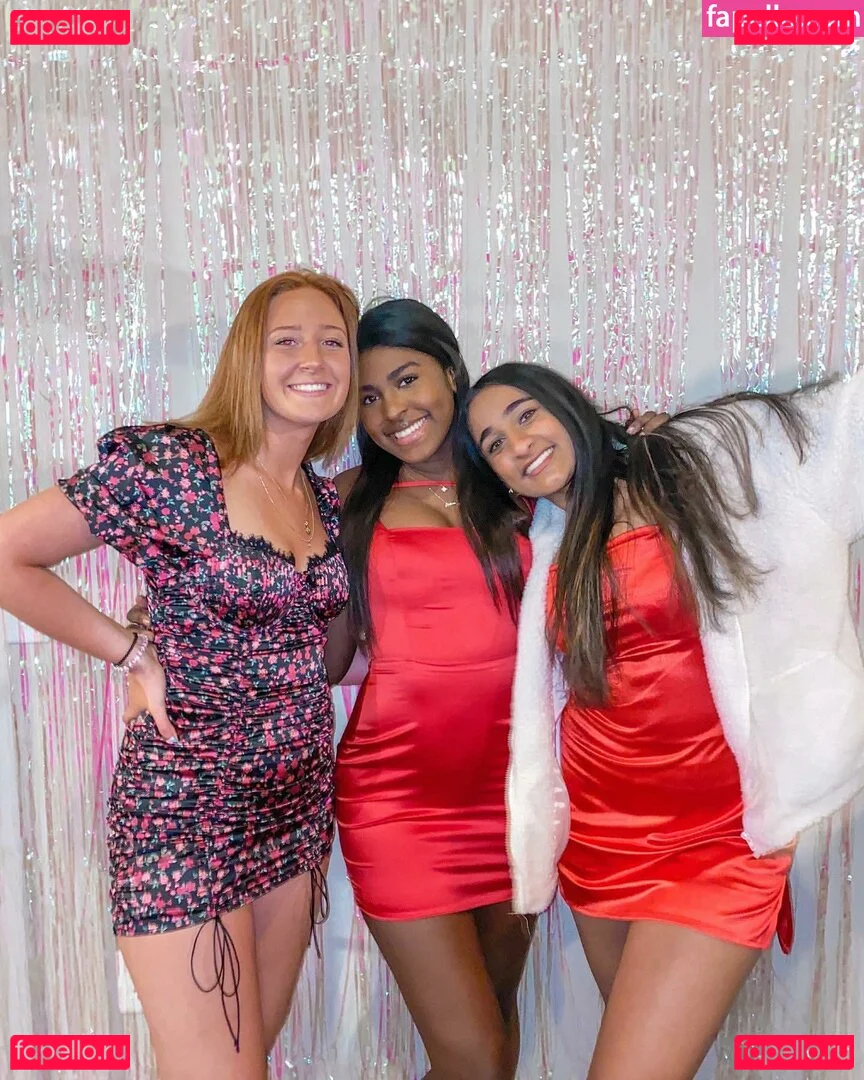 Ariana Ceant Onlyfans Photo Gallery 