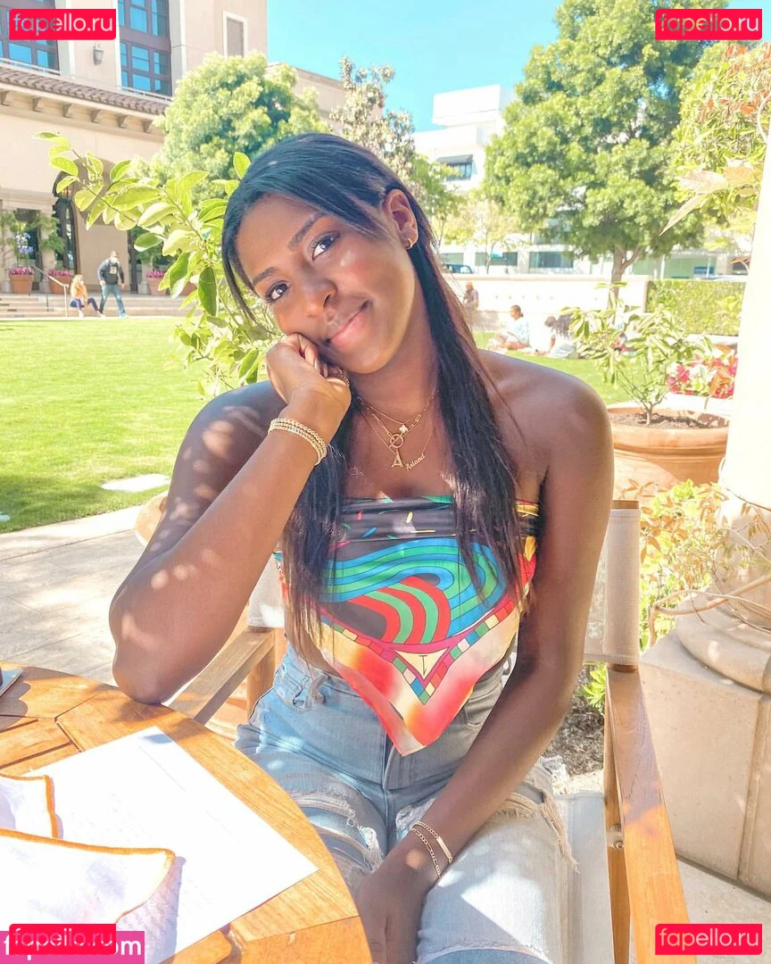 Ariana Ceant Onlyfans Photo Gallery 