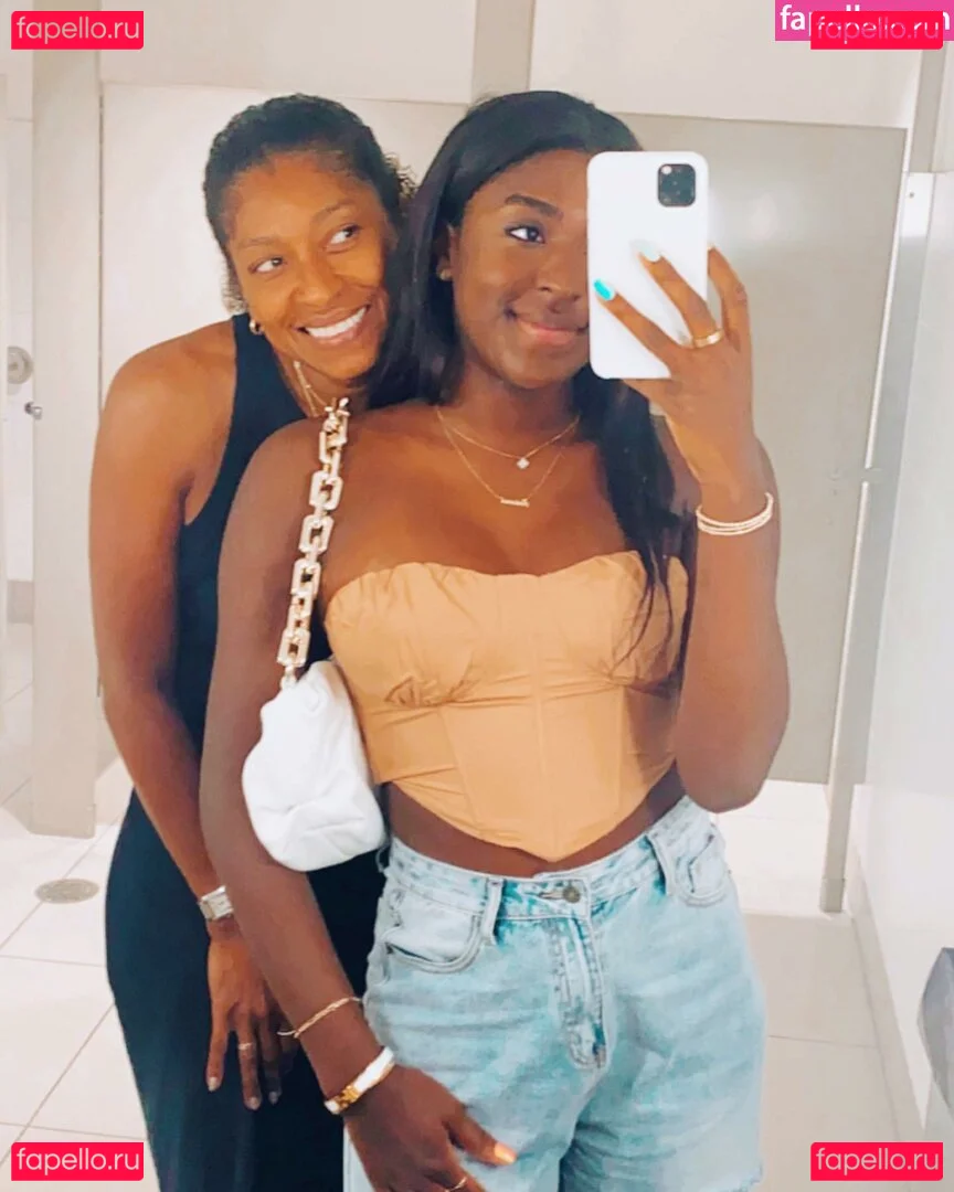 Ariana Ceant Onlyfans Photo Gallery 