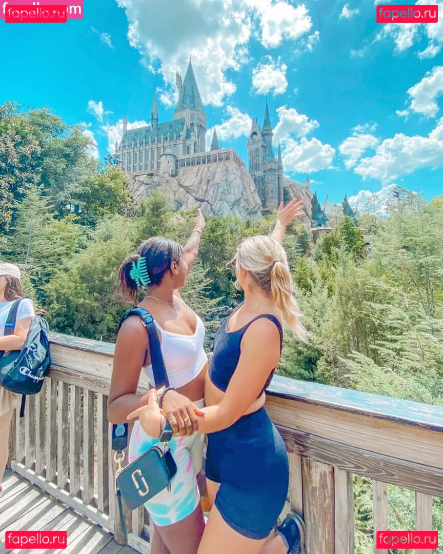 Ariana Ceant Onlyfans Photo Gallery 