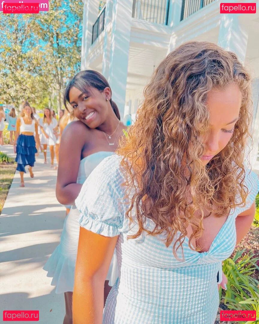 Ariana Ceant Onlyfans Photo Gallery 