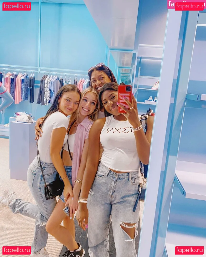 Ariana Ceant Onlyfans Photo Gallery 