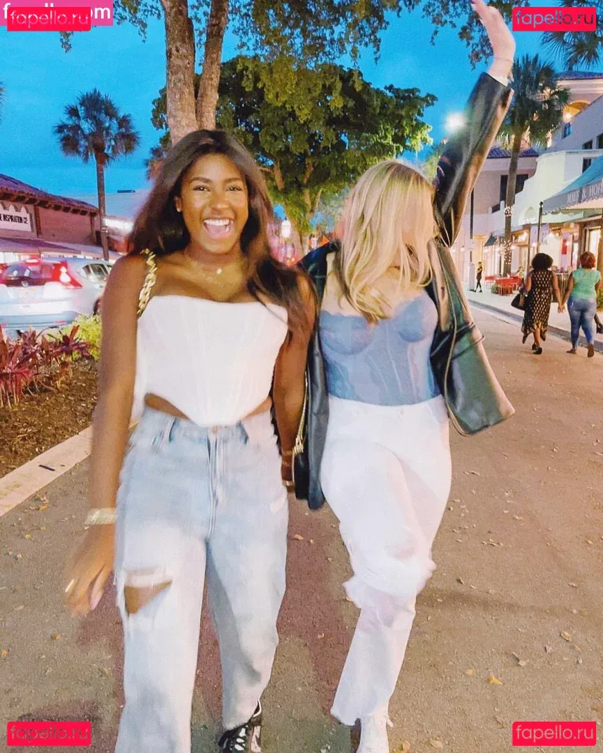 Ariana Ceant Onlyfans Photo Gallery 